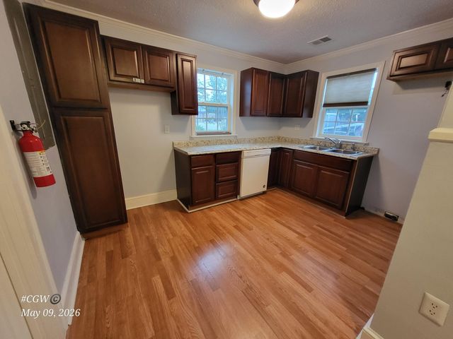 1610 Remount Road, North Charleston, SC 29406