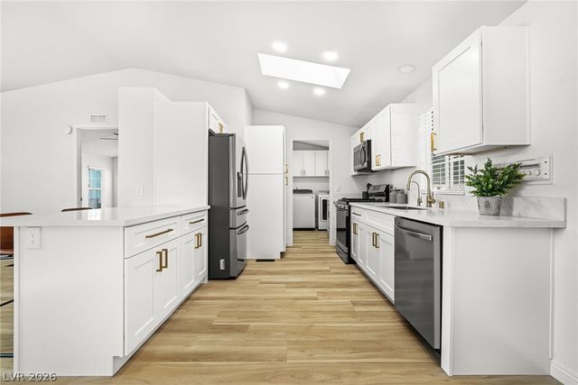 3415 Jewel Cave Drive, Las Vegas, NV 89122