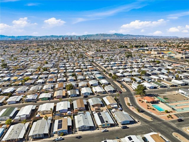 3415 Jewel Cave Drive, Las Vegas, NV 89122