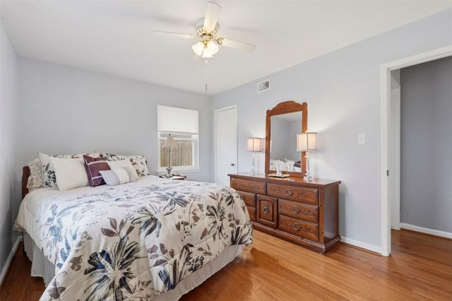 9522 Hammerly Boulevard, Houston, TX 77080