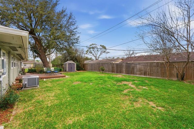 9522 Hammerly Boulevard, Houston, TX 77080