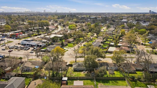 9522 Hammerly Boulevard, Houston, TX 77080