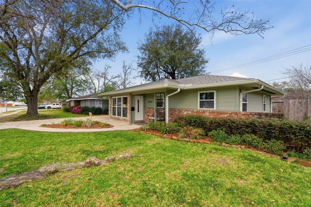 9522 Hammerly Boulevard, Houston, TX 77080