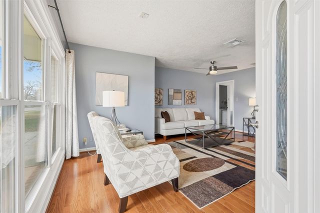 9522 Hammerly Boulevard, Houston, TX 77080