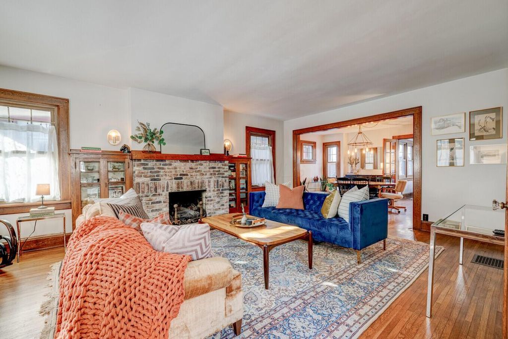 2681 Summit Street, Columbus, OH 43202