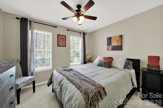 7221 Maitland Lane, Charlotte, NC 28215