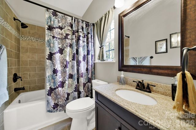 7221 Maitland Lane, Charlotte, NC 28215