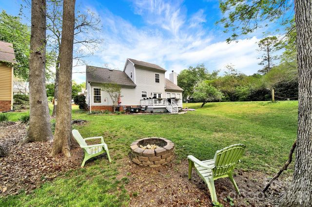 7221 Maitland Lane, Charlotte, NC 28215