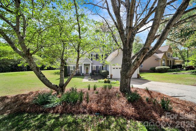 7221 Maitland Lane, Charlotte, NC 28215