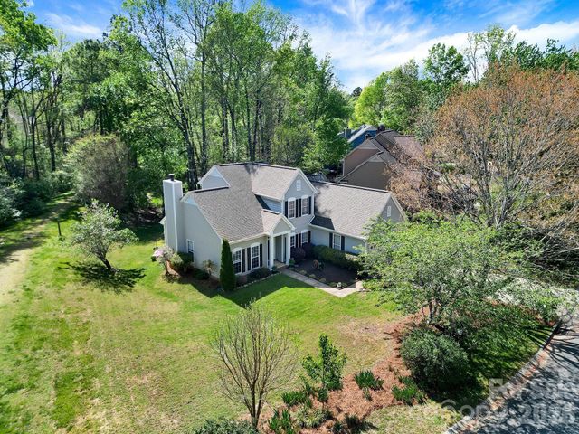 7221 Maitland Lane, Charlotte, NC 28215