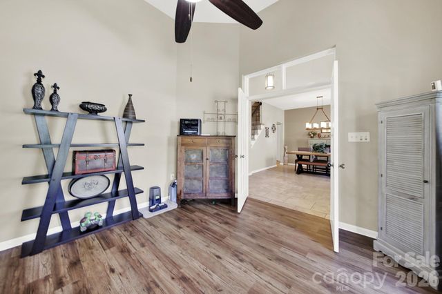 7221 Maitland Lane, Charlotte, NC 28215