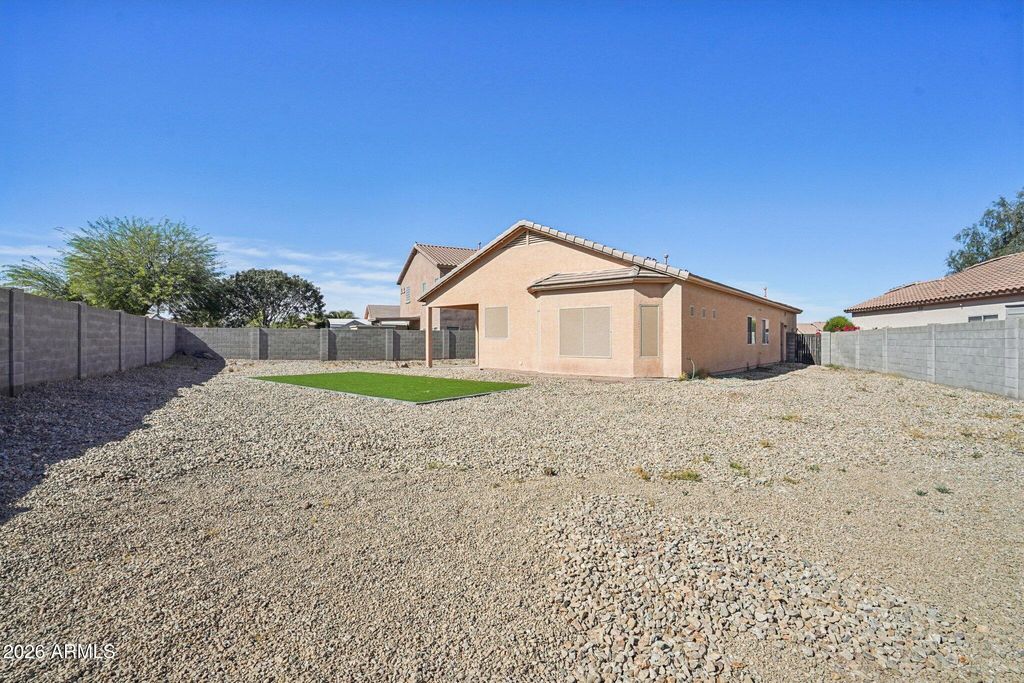 Image 31 of property listing at 19702 N Emmerson Circle, Maricopa, AZ 85138