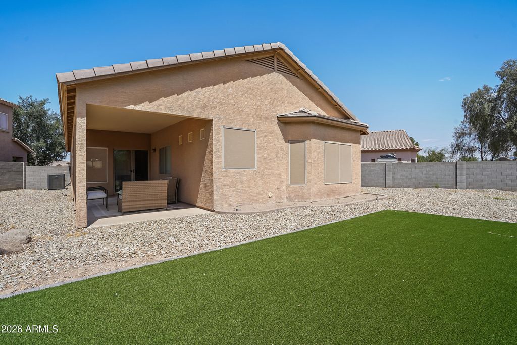 Image 32 of property listing at 19702 N Emmerson Circle, Maricopa, AZ 85138