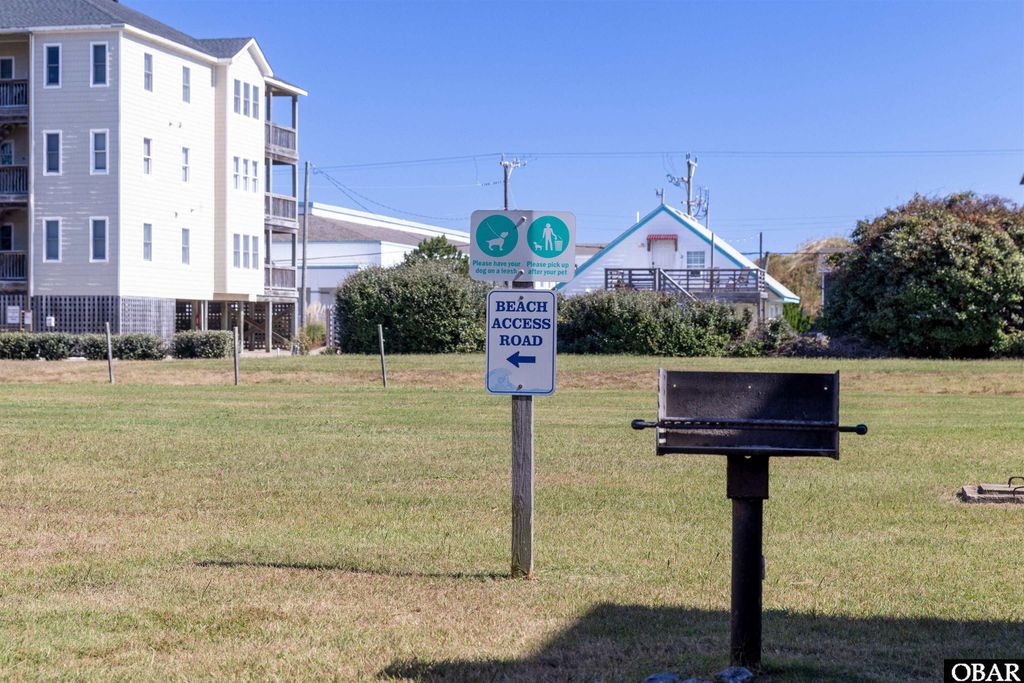 Image 18 of property listing at 2009 Wrightsville Boulevard, Kill Devil Hills, NC 27948