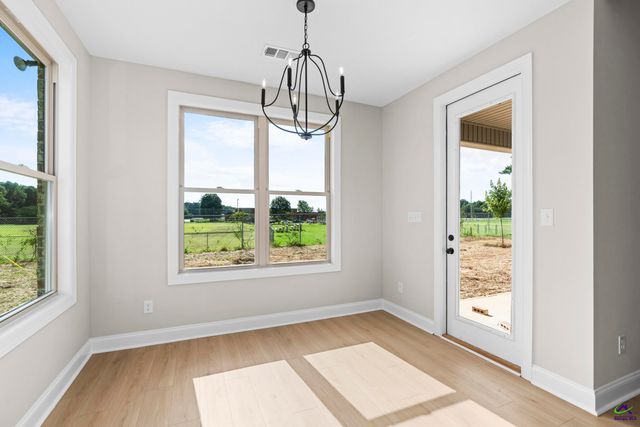 206 Farmland Circle, Perry, GA 31069