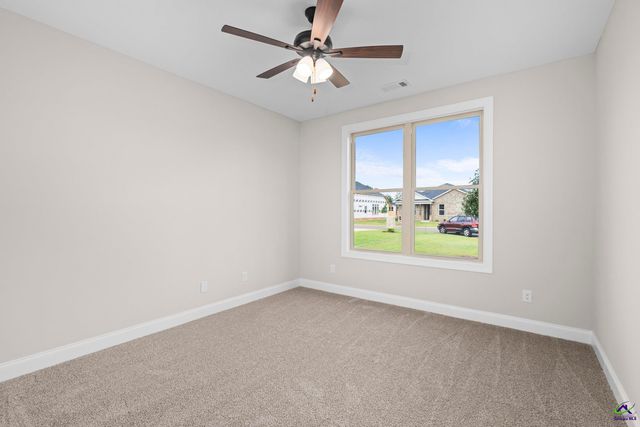 206 Farmland Circle, Perry, GA 31069