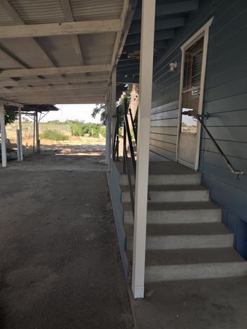 13608 S Academy, Kingsburg, CA 93631