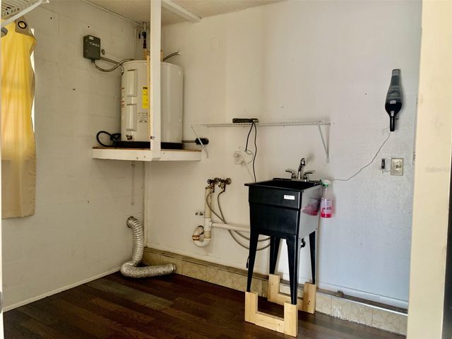 5050 29TH AVENUE N, St Petersburg, FL 33710