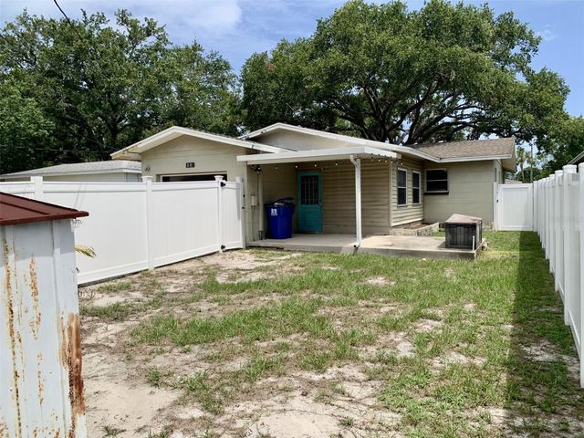 5050 29TH AVENUE N, St Petersburg, FL 33710