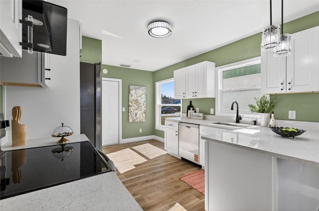 228 REGAL PARK DRIVE, Valrico, FL 33594