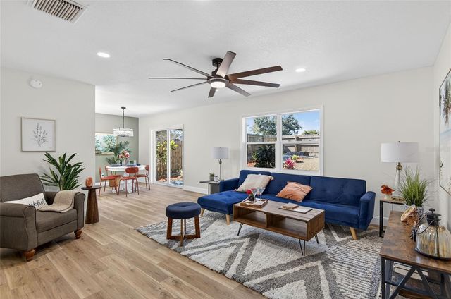 228 REGAL PARK DRIVE, Valrico, FL 33594