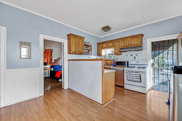 976 Park Street, Alameda, CA 94501