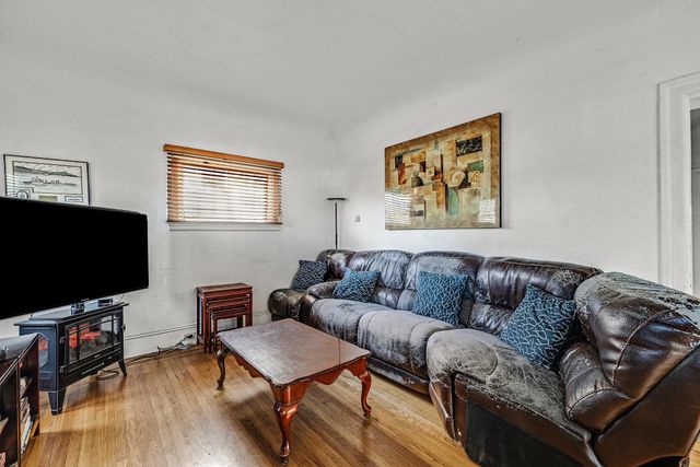 976 Park Street, Alameda, CA 94501