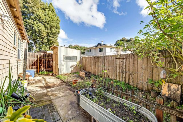 976 Park Street, Alameda, CA 94501