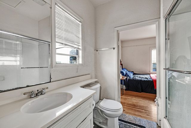 976 Park Street, Alameda, CA 94501