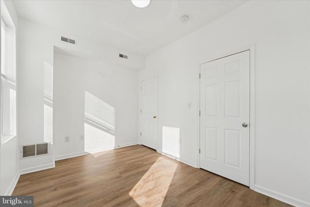 1621 W MONTGOMERY AVE, Philadelphia, PA 19121