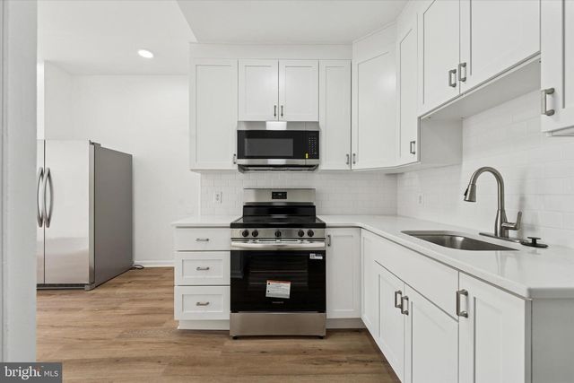 1621 W MONTGOMERY AVE, Philadelphia, PA 19121