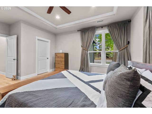 6220 Nw BERNIE Dr, Vancouver, WA 98663