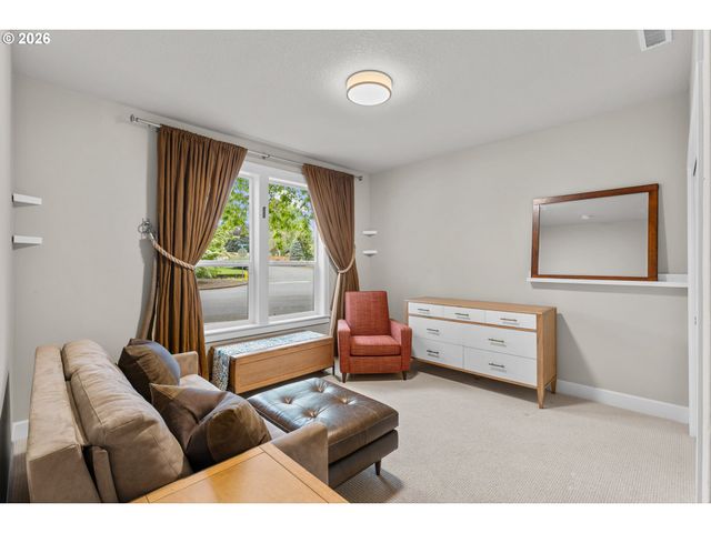 6220 Nw BERNIE Dr, Vancouver, WA 98663