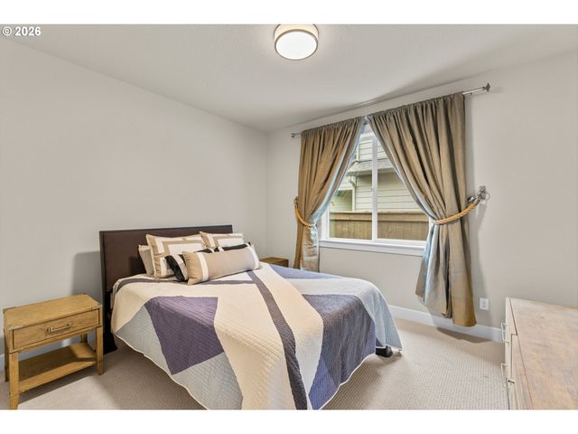 6220 Nw BERNIE Dr, Vancouver, WA 98663