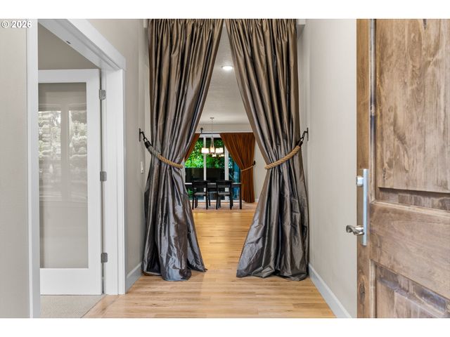 6220 Nw BERNIE Dr, Vancouver, WA 98663