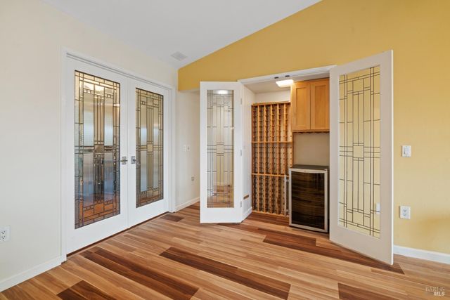 7103 Overlook Dr, Santa Rosa, CA 95409