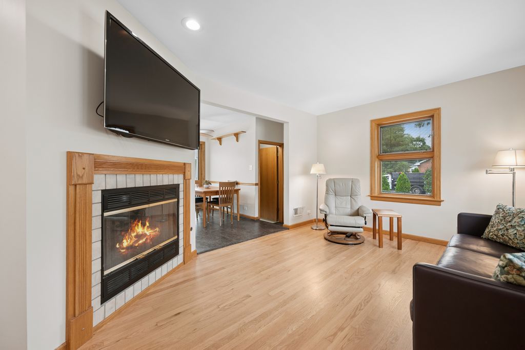 6929 W Madison Street, Niles, IL 60714 — photo 4