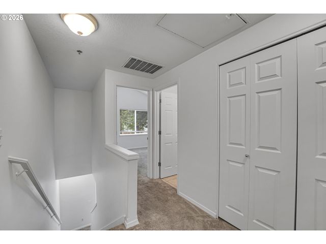 1117 Ne PERL Way, Hillsboro, OR 97006