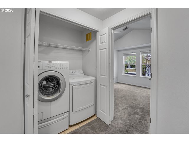 1117 Ne PERL Way, Hillsboro, OR 97006