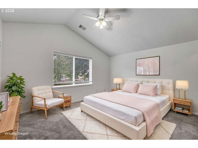 1117 Ne PERL Way, Hillsboro, OR 97006