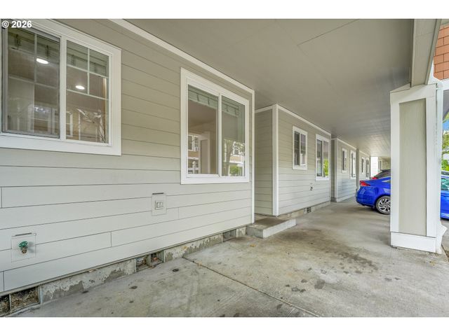 1117 Ne PERL Way, Hillsboro, OR 97006