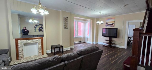 704 S LIME ST, Lancaster, PA 17602
