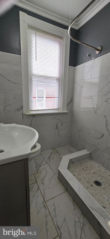 704 S LIME ST, Lancaster, PA 17602