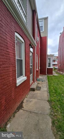 704 S LIME ST, Lancaster, PA 17602