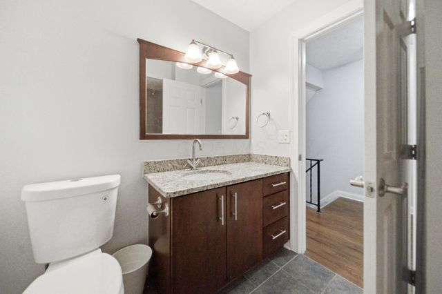 827 Mcclain Road, Columbus, OH 43212