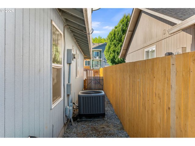 1310 Nw 4TH St, Battle Ground, WA 98604