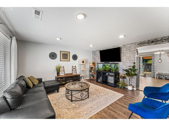 1310 Nw 4TH St, Battle Ground, WA 98604