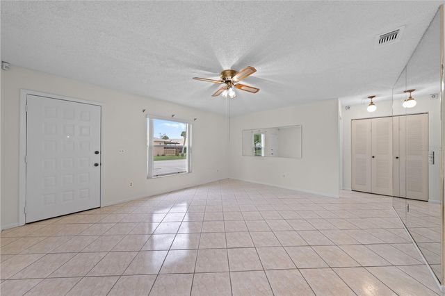 59 E COUNTRY COVE, Kissimmee, FL 34743
