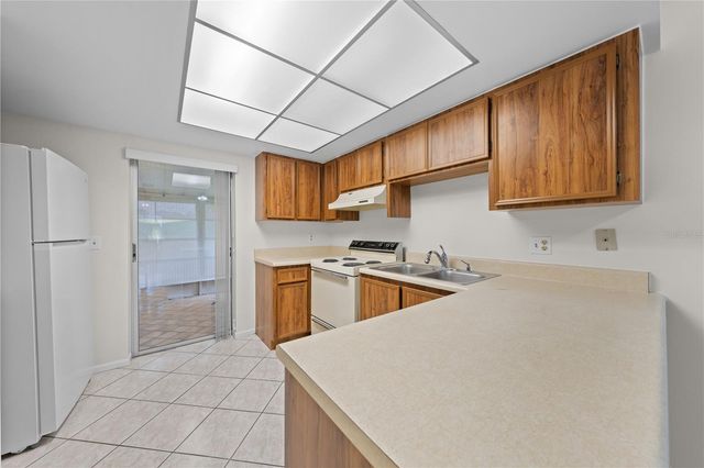 59 E COUNTRY COVE, Kissimmee, FL 34743
