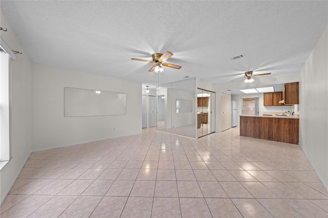59 E COUNTRY COVE, Kissimmee, FL 34743